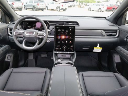 New 2027 GMC Terrain Elevation w/ Elevation Premium Package AWD/4WD image 13