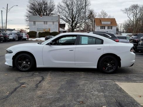 Used 2023 Dodge Charger SXT image 3