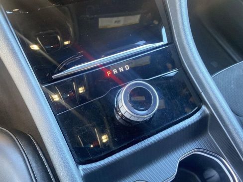 Used 2023 Jeep Grand Cherokee L Laredo image 16