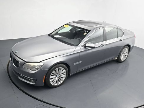Used 2015 BMW 740i RWD image 26