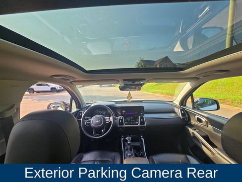 Used 2022 Kia Sorento S w/ Panoramic Sunroof Package FWD image 16