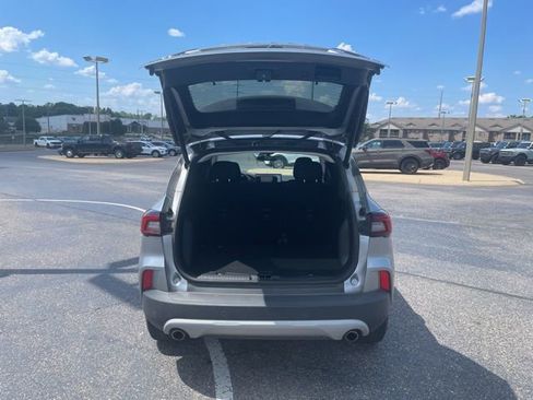 Used 2023 Ford Escape Active w/ Tech Pack #2 AWD/4WD image 5