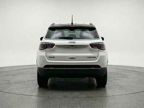 Used 2025 Jeep Compass Limited AWD/4WD image 7