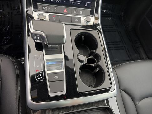 Certified 2025 Audi Q7 3.0T Premium Plus AWD/4WD image 34