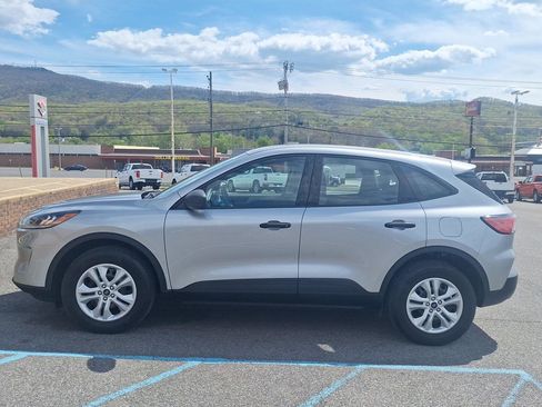 Used 2022 Ford Escape S AWD/4WD image 7