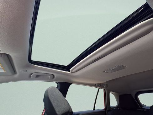 Used 2024 Toyota Corolla Cross LE w/ Moonroof Package FWD image 16