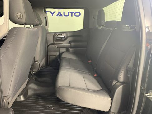 Used 2020 Chevrolet Silverado 1500 Custom Trail Boss w/ Custom Convenience Package AWD/4WD image 28