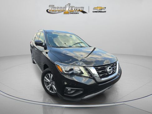 Used 2019 Nissan Pathfinder SL FWD image 1
