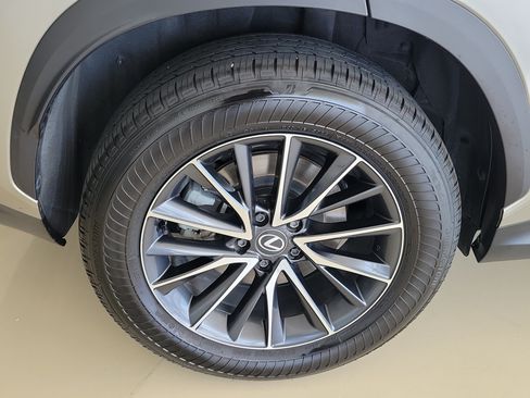 Certified 2024 Lexus NX 250 FWD image 9