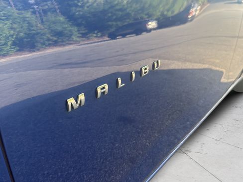 Used 2023 Chevrolet Malibu LS FWD image 31