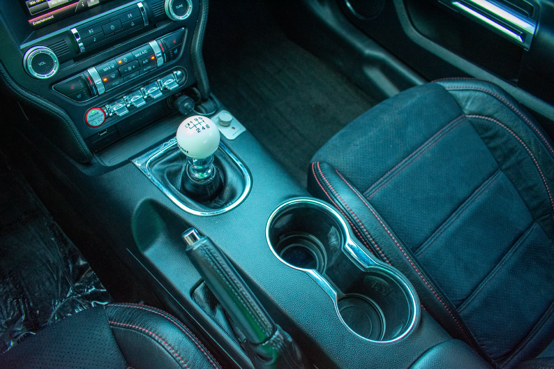 Used 2015 Ford Mustang GT RWD image 25