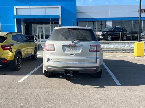 Used 2014 GMC Acadia SLE image 4