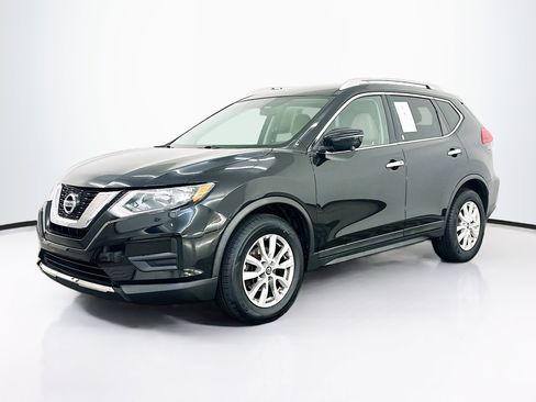 Used 2017 Nissan Rogue SV w/ SV Premium Package AWD/4WD image 3
