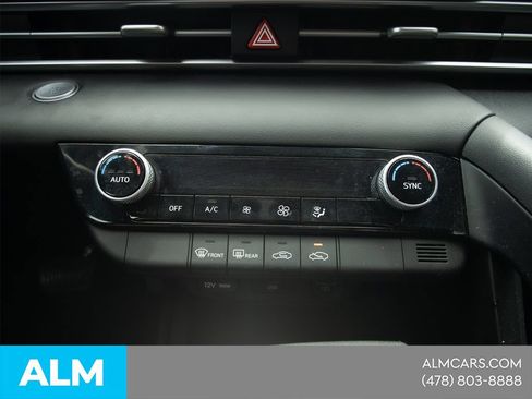Used 2023 Hyundai Elantra SEL FWD image 26