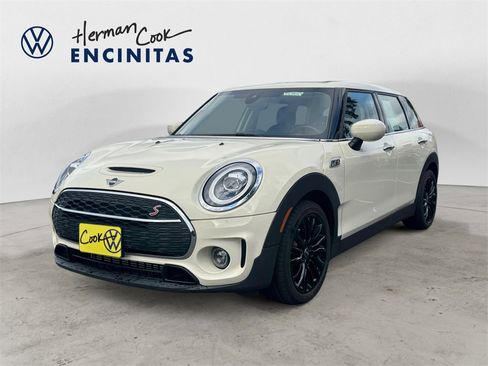 Used 2021 MINI Cooper Clubman S image 1