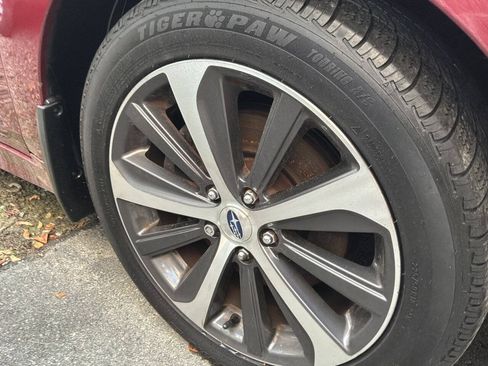 Used 2015 Subaru Legacy 3.6R Limited AWD/4WD image 4
