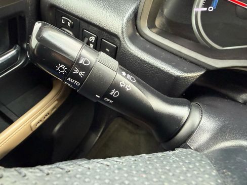 Used 2016 Toyota 4Runner Limited image 24