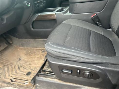 Used 2021 Chevrolet Silverado 1500 LT Trail Boss w/ Convenience Package II AWD/4WD image 11