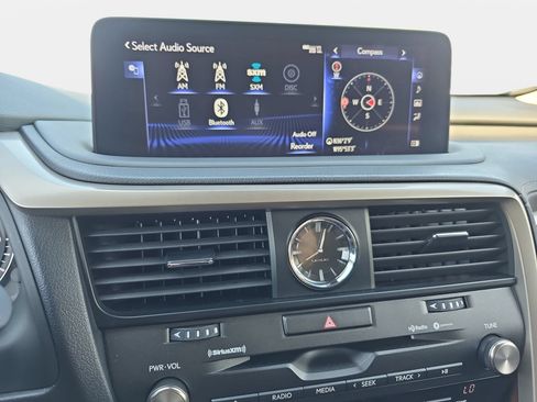 Used 2022 Lexus RX 350L FWD w/ Premium Package image 21