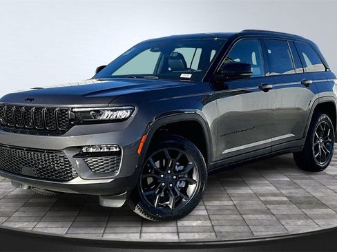 New 2025 Jeep Grand Cherokee Limited image 3