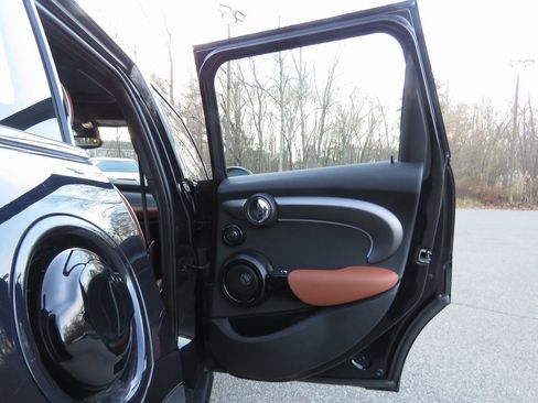 Used 2023 MINI Cooper S image 16