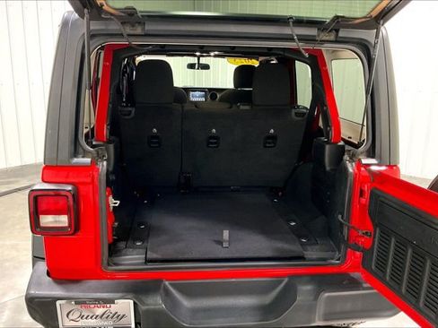 Used 2023 Jeep Wrangler Unlimited Sport AWD/4WD image 38
