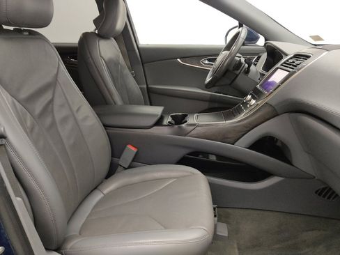 Used 2019 Lincoln Nautilus Reserve AWD/4WD image 21