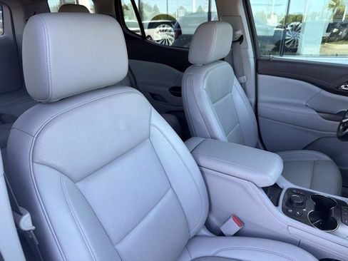 Used 2021 GMC Acadia SLT w/ Preferred Package FWD image 20