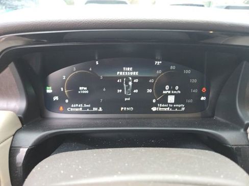 Used 2022 Lincoln Aviator Reserve image 7