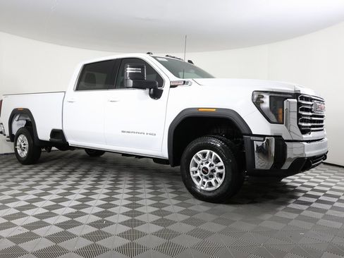 New 2026 GMC Sierra 2500 SLE w/ SLE Convenience Package image 3