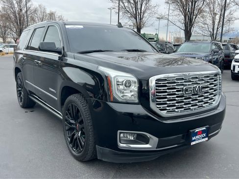 Used 2019 GMC Yukon Denali w/ Denali Ultimate Package image 4