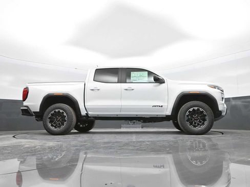 New 2026 GMC Canyon AT4 w/ Technology Plus Package image 40