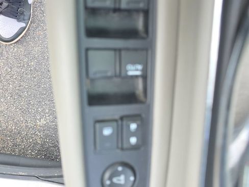 Used 2019 Honda HR-V EX-L image 12