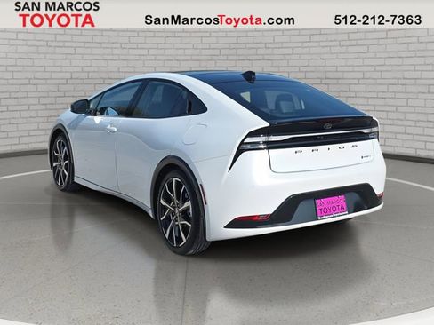 New 2026 Toyota Prius Plug-In Hybrid image 7