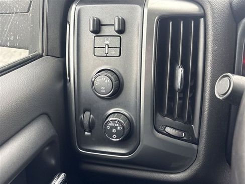 Used 2019 Chevrolet Silverado 1500 LT w/ All Star Edition image 17