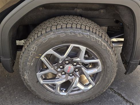 New 2026 GMC Sierra 1500 SLT w/ SLT Premium Package image 8