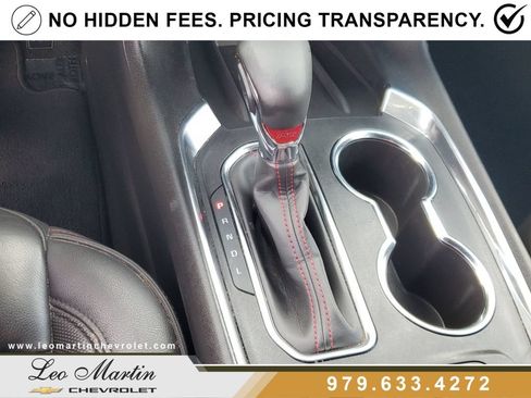 Used 2023 Chevrolet Traverse RS FWD image 27