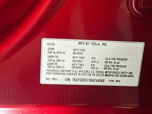 Used 2024 Tesla Model Y Long Range image 35