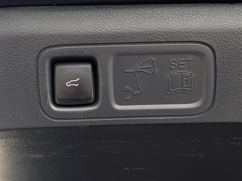 Certified 2022 Ford Expedition Max XLT image 14