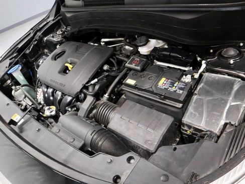 Used 2023 Kia Seltos LX image 17