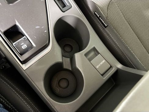 Used 2024 Subaru Crosstrek 2.0i Premium w/ Popular Package #4 AWD/4WD image 15