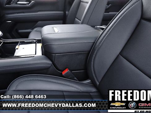 New 2026 GMC Yukon XL Denali w/ Sun & Power Step Package image 36