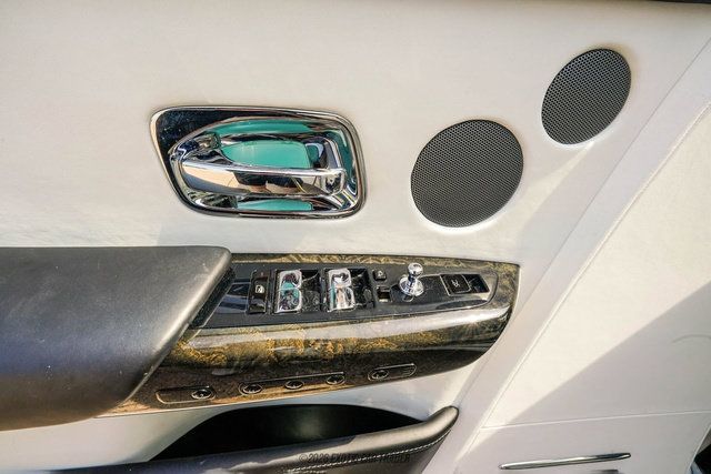 Used 2020 Rolls-Royce Phantom Sedan RWD image 50
