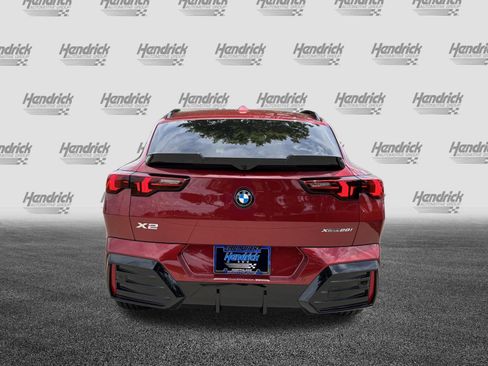 New 2026 BMW X2 xDrive28i w/ Technology Package AWD/4WD image 9