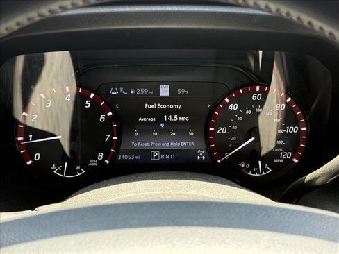 Used 2021 Nissan Titan PRO-4X w/ Pro-4x Convenience Package AWD/4WD image 11