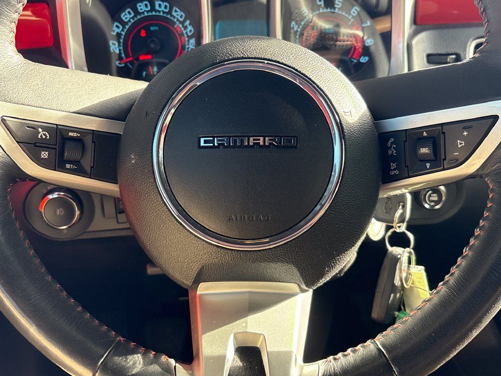 Used 2011 Chevrolet Camaro SS RWD image 6
