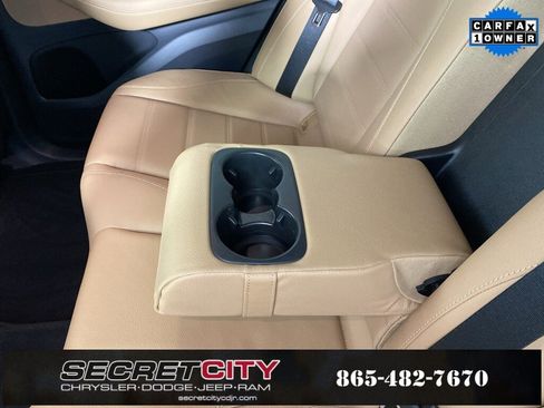 Used 2025 Mercedes-Benz GLE 350 4MATIC image 29