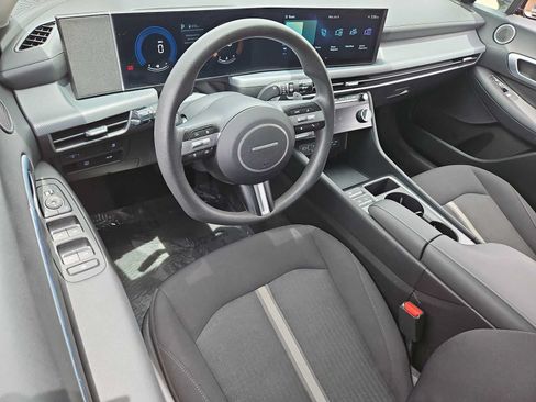 Certified 2025 Hyundai Sonata SEL FWD image 10