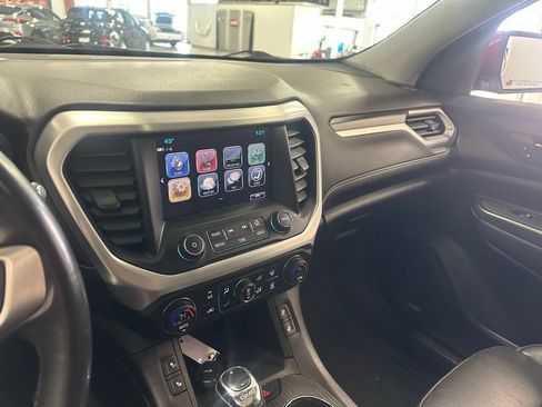 Used 2019 GMC Acadia SLT AWD/4WD image 19