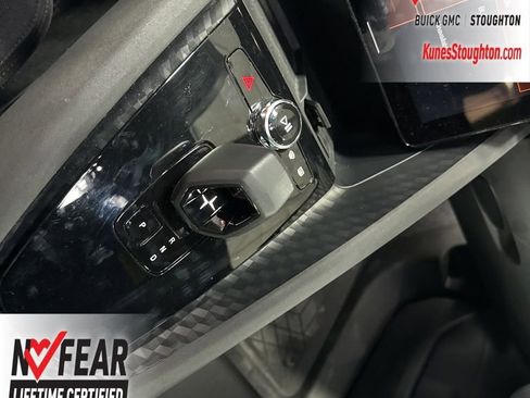 Used 2022 Polestar Polestar 2 w/ Performance Package image 33